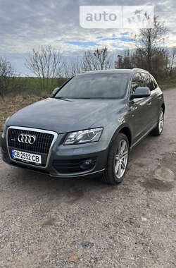 Позашляховик / Кросовер Audi Q5 2011 в Варві