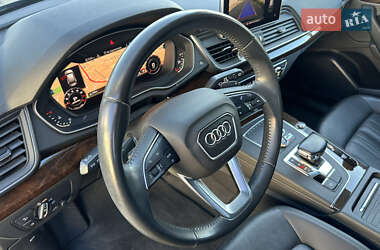 Внедорожник / Кроссовер Audi Q5 2019 в 