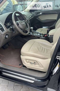 Внедорожник / Кроссовер Audi Q5 2012 в 