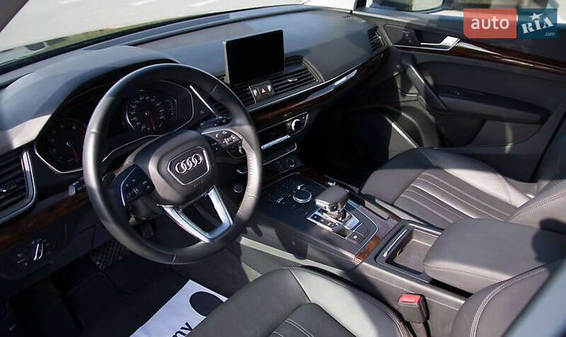 Внедорожник / Кроссовер Audi Q5 2019 в Киеве