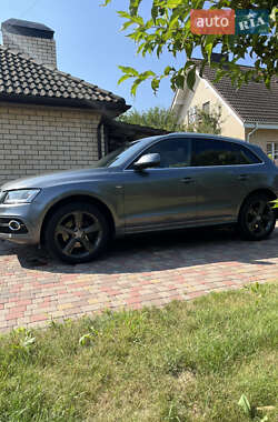Внедорожник / Кроссовер Audi Q5 2013 в Луцке