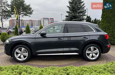 Внедорожник / Кроссовер Audi Q5 2017 в Львове