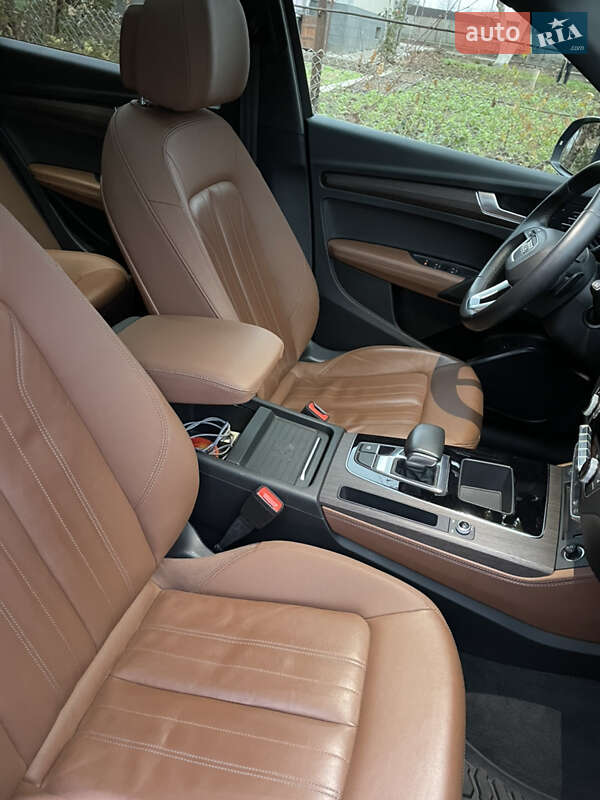 Позашляховик / Кросовер Audi Q5 2020 в Вінниці фото 24 Позашляховик / Кросовер Audi Q5 2020 в Вінниці