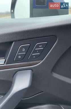 Внедорожник / Кроссовер Audi Q5 2020 в 