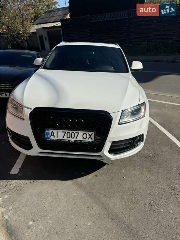 Внедорожник / Кроссовер Audi Q5 2015 в 