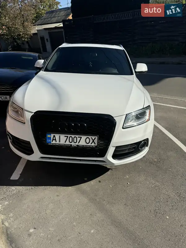 Внедорожник / Кроссовер Audi Q5 2015 в 