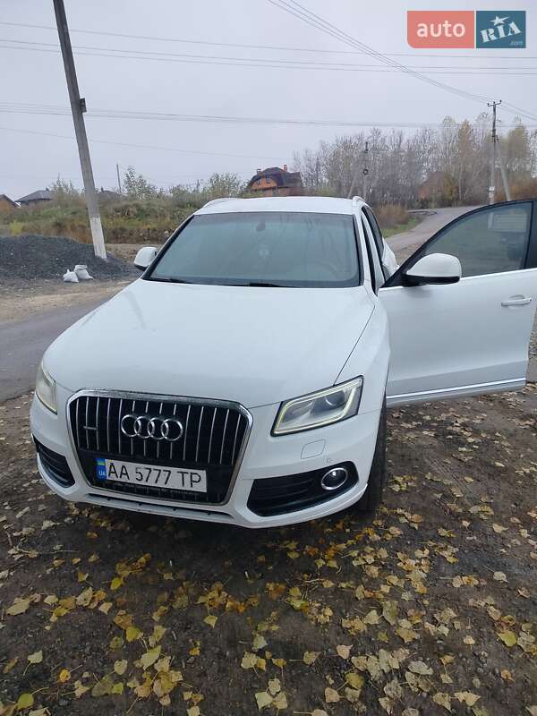 Позашляховик / Кросовер Audi Q5 2012 в Києві