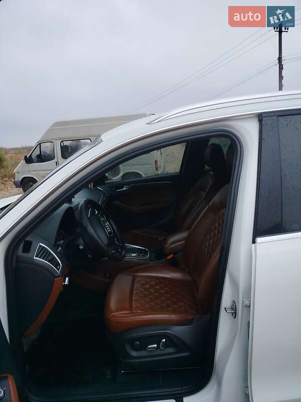 Позашляховик / Кросовер Audi Q5 2012 в Києві