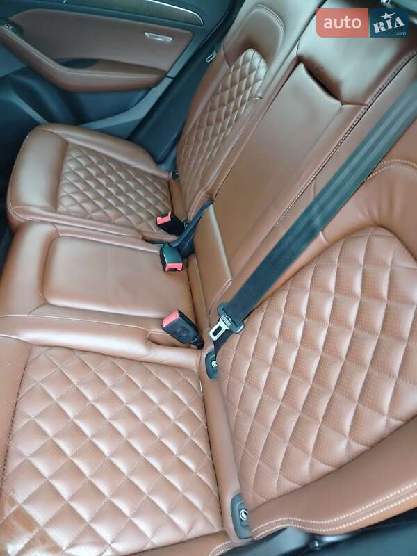 Позашляховик / Кросовер Audi Q5 2012 в Києві