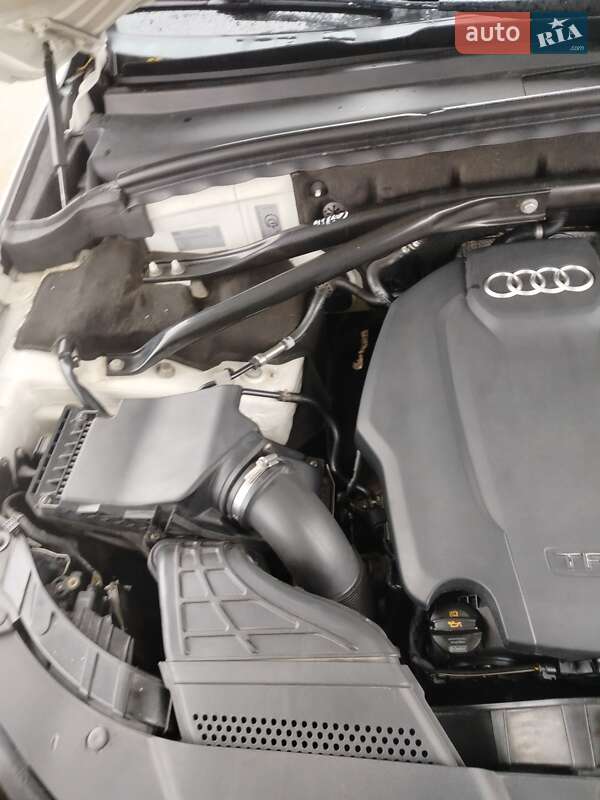 Позашляховик / Кросовер Audi Q5 2012 в Києві