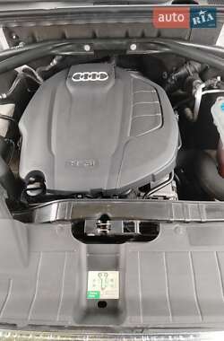Внедорожник / Кроссовер Audi Q5 2012 в Киеве