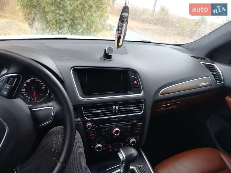 Позашляховик / Кросовер Audi Q5 2012 в Києві