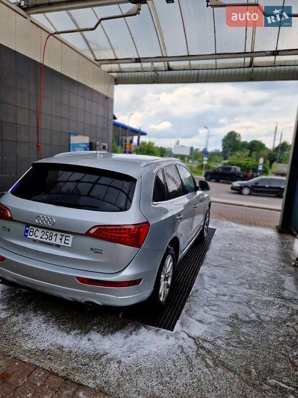 Позашляховик / Кросовер Audi Q5 2011 в Львові
