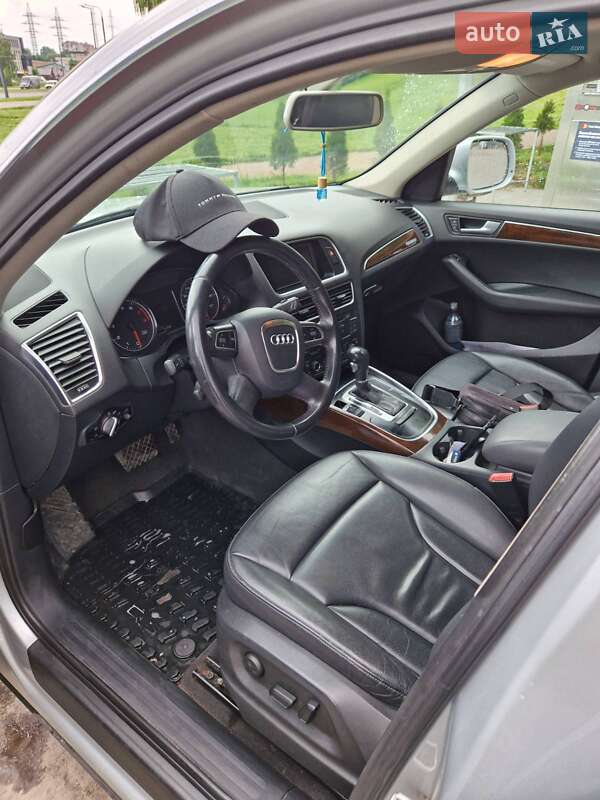 Позашляховик / Кросовер Audi Q5 2011 в Львові