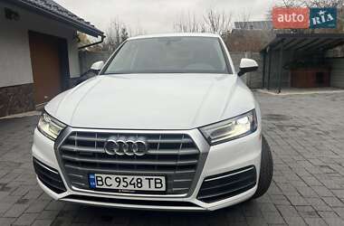 Внедорожник / Кроссовер Audi Q5 2019 в 