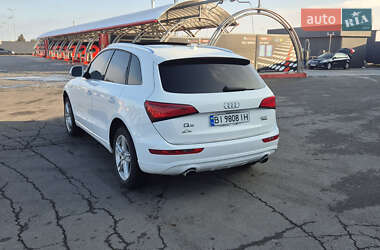 Внедорожник / Кроссовер Audi Q5 2015 в Полтаве