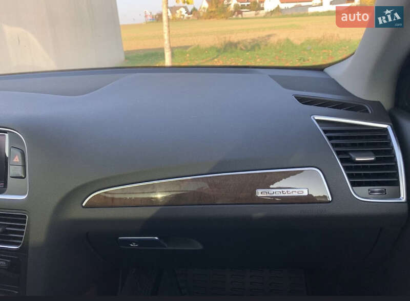 Внедорожник / Кроссовер Audi Q5 2015 в Киеве