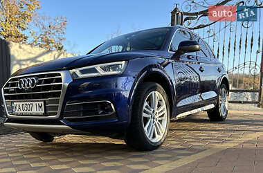 Позашляховик / Кросовер Audi Q5 2019 в Києві