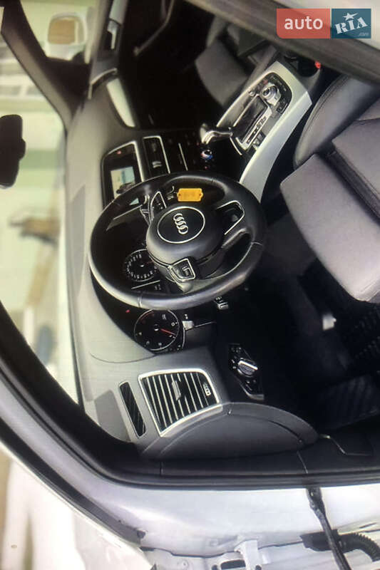 Внедорожник / Кроссовер Audi Q5 2016 в Каменец-Подольском