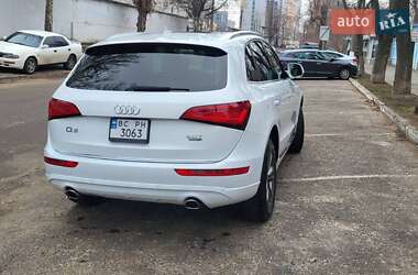 Позашляховик / Кросовер Audi Q5 2015 в Одесі