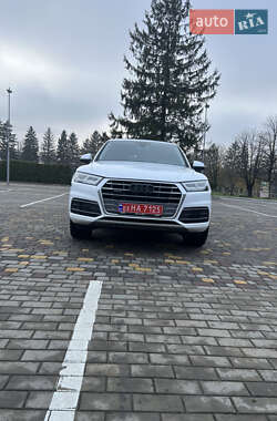 Внедорожник / Кроссовер Audi Q5 2017 в Луцке