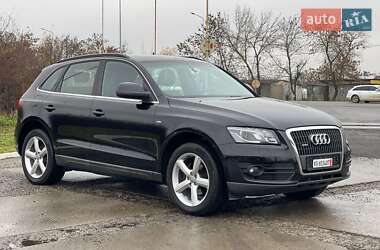 Внедорожник / Кроссовер Audi Q5 2011 в 