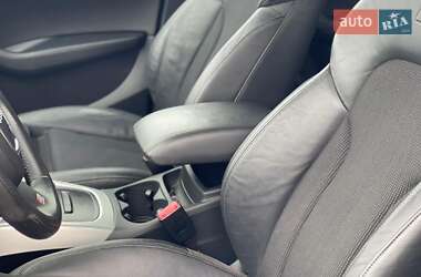 Внедорожник / Кроссовер Audi Q5 2011 в 