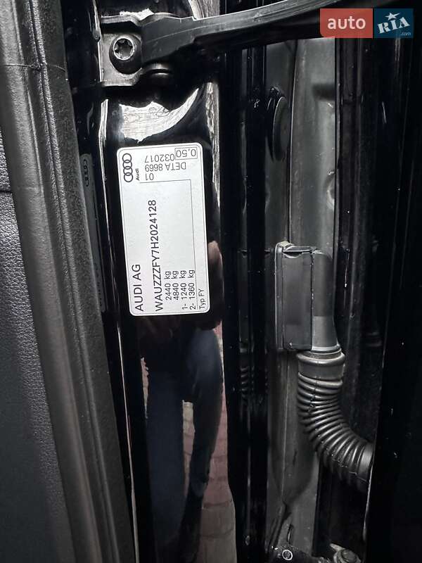 Внедорожник / Кроссовер Audi Q5 2017 в Киеве