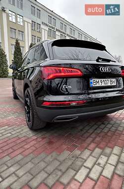 Позашляховик / Кросовер Audi Q5 2017 в Києві