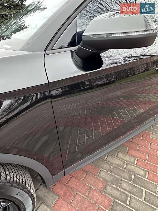 Внедорожник / Кроссовер Audi Q5 2017 в Киеве