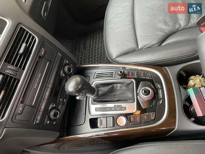 Внедорожник / Кроссовер Audi Q5 2012 в Ивано-Франковске