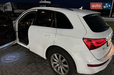 Внедорожник / Кроссовер Audi Q5 2012 в 