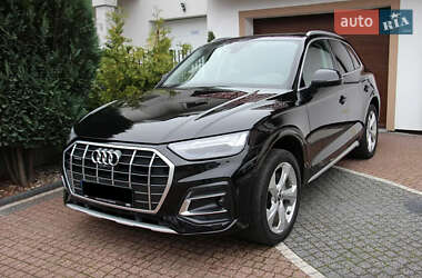 Внедорожник / Кроссовер Audi Q5 2021 в Киеве