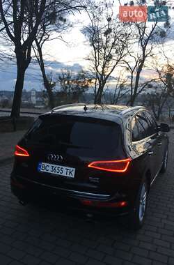 Позашляховик / Кросовер Audi Q5 2016 в 