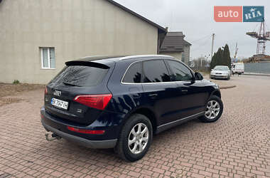 Внедорожник / Кроссовер Audi Q5 2010 в 
