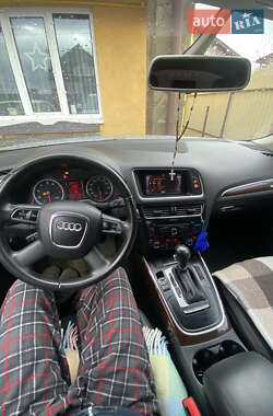 Внедорожник / Кроссовер Audi Q5 2012 в 
