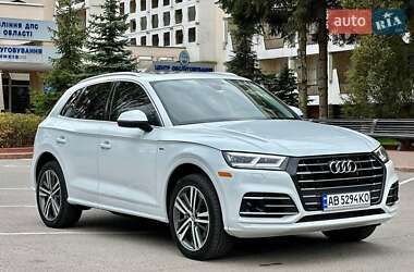 Внедорожник / Кроссовер Audi Q5 2020 в Виннице