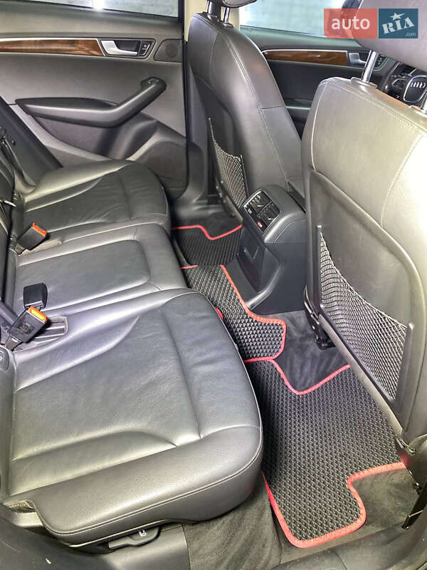 Внедорожник / Кроссовер Audi Q5 2012 в Львове