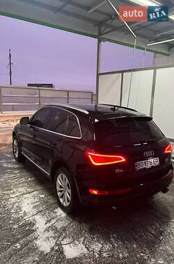 Внедорожник / Кроссовер Audi Q5 2013 в 