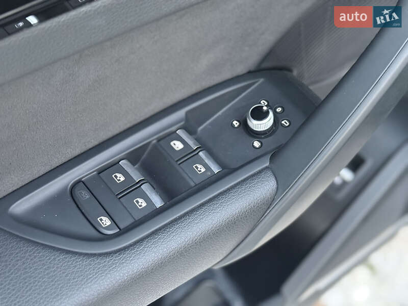 Позашляховик / Кросовер Audi Q5 2021 в Луцьку