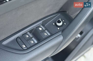 Внедорожник / Кроссовер Audi Q5 2021 в 