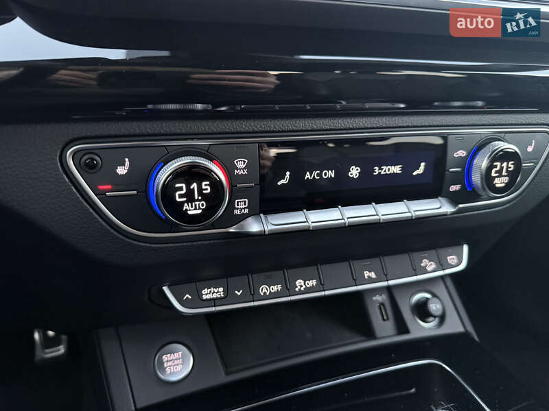 Позашляховик / Кросовер Audi Q5 2021 в Луцьку