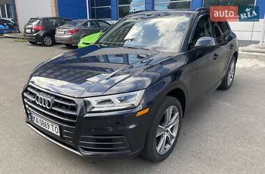 Позашляховик / Кросовер Audi Q5 2019 в Києві