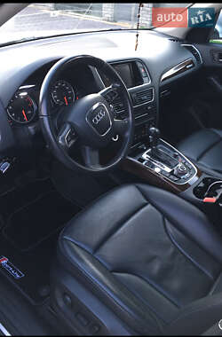 Внедорожник / Кроссовер Audi Q5 2011 в Киеве