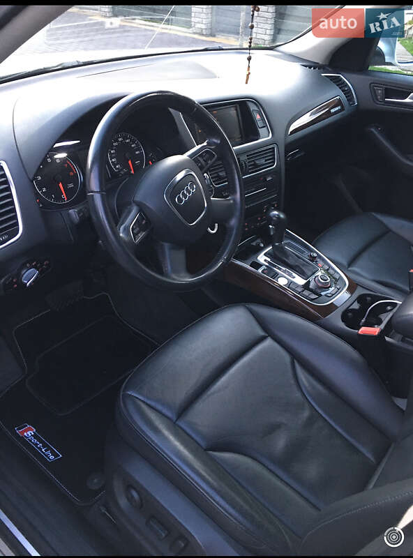 Позашляховик / Кросовер Audi Q5 2011 в Києві
