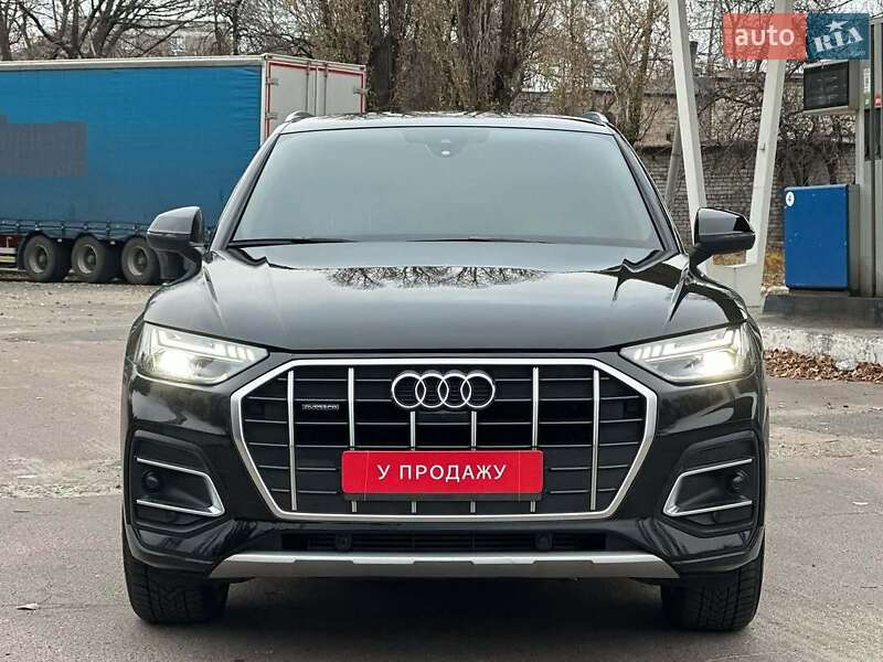 Внедорожник / Кроссовер Audi Q5 2021 в Днепре