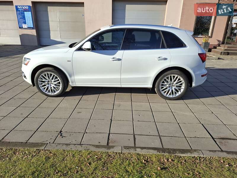 Внедорожник / Кроссовер Audi Q5 2016 в Луцке