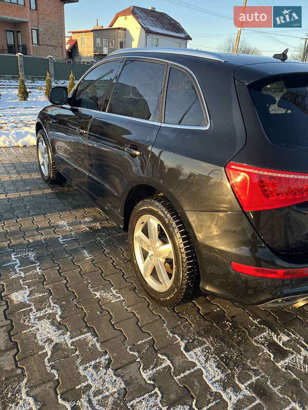 Внедорожник / Кроссовер Audi Q5 2011 в Львове