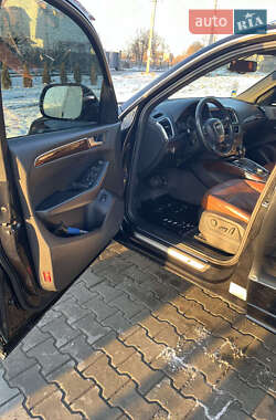 Внедорожник / Кроссовер Audi Q5 2011 в 