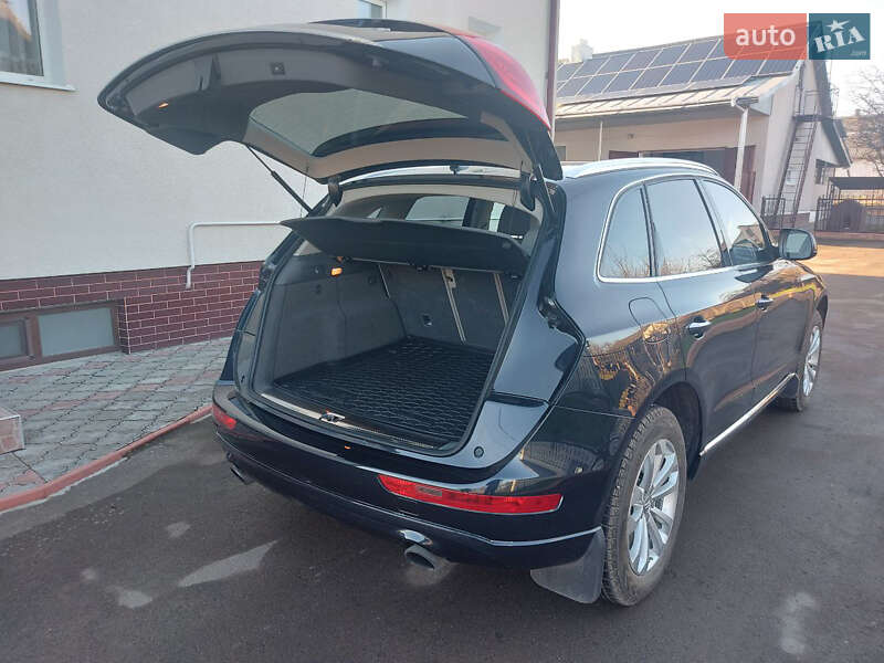 Позашляховик / Кросовер Audi Q5 2015 в Гусятині